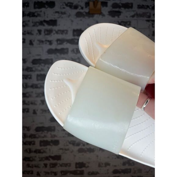 Crocs | women white slides rubber - Picture 6 of 6